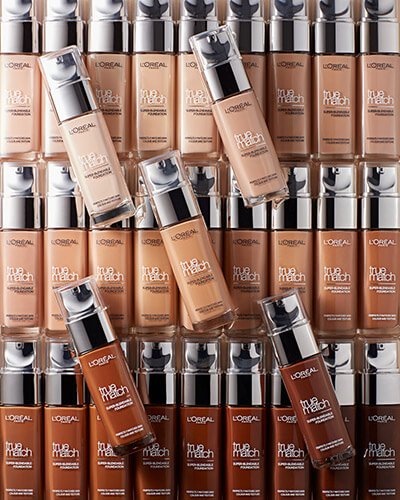 Base de maquillaje Flatlays de la base de maquillaje moldeable True Match 2